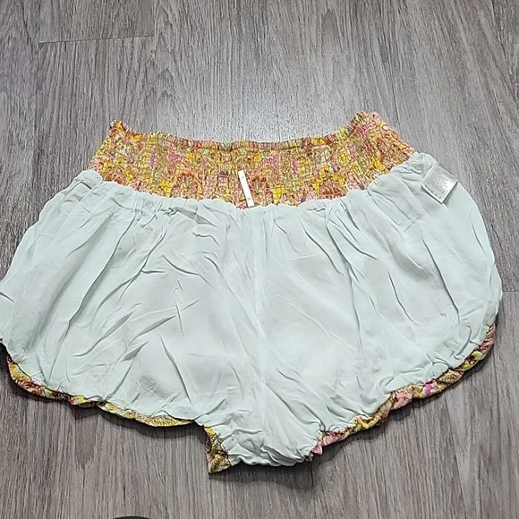 Free People La Rochelle Bubble Shorts High Rise Smocked Waist Paisley Floral XL - Picture 10 of 12
